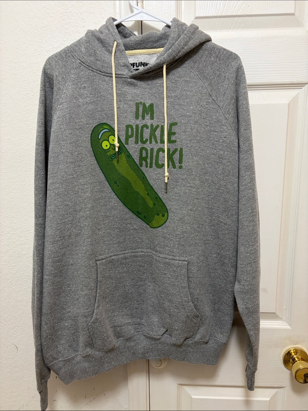 Gray 'I'm Pickle Rick!' Graphic Hoodie Sweatshirt